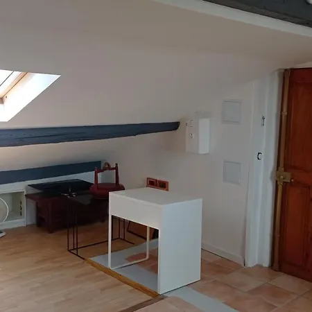 Intra Muros Tres Calme Renove Apartment *